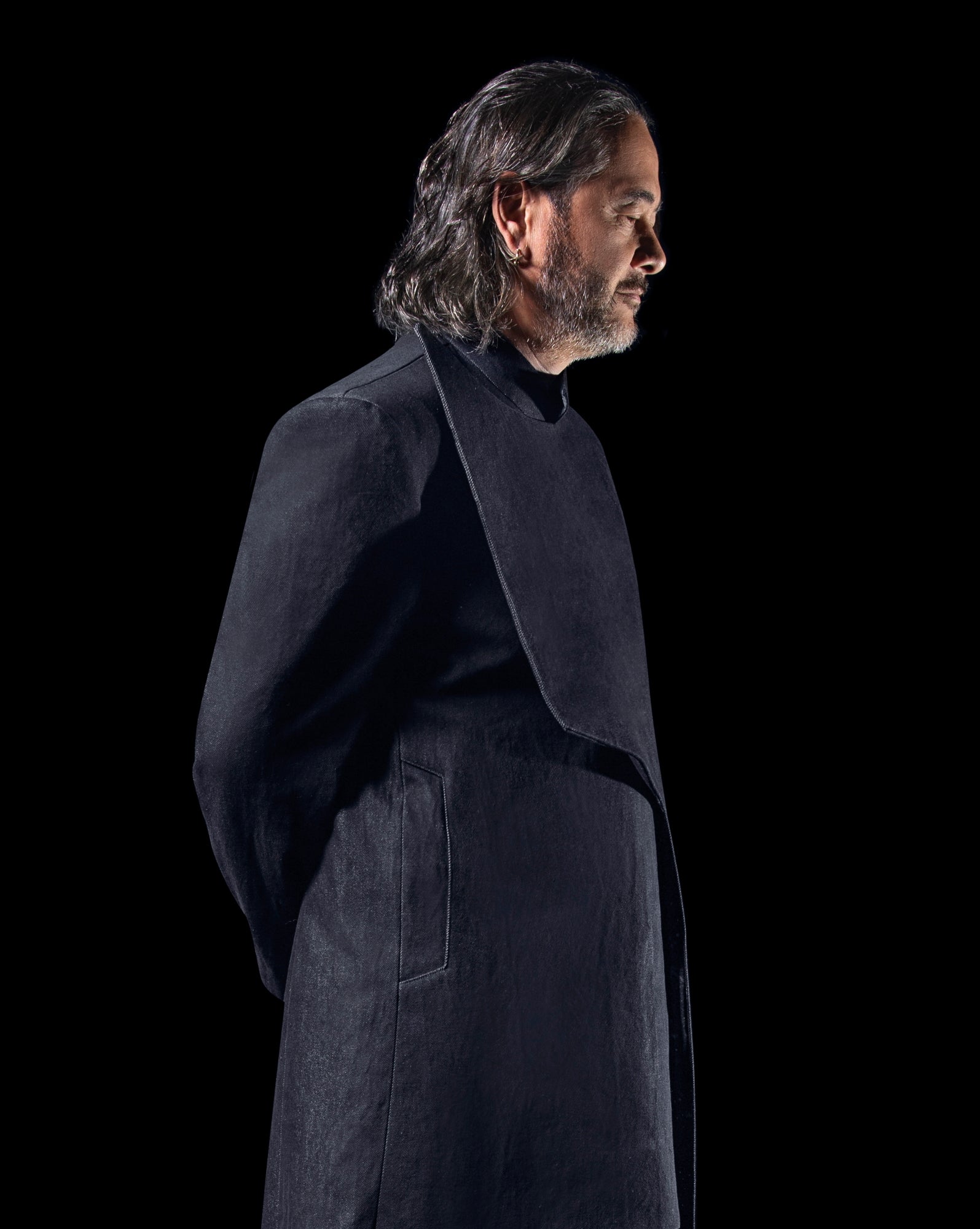 KONGO SUIT